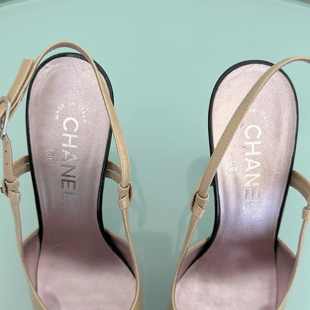CHANEL Vintage Slingback Pumps 2009 Collection Patent Leather CC Logo Size 8 1/2 - Picture 3 of 9